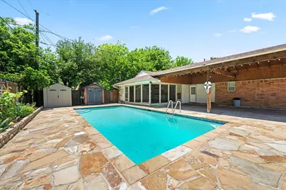2400 Douglas Avenue, Irving, TX 75062 - Photo 31
