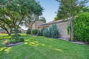 2013 Tree House Ln, Plano, TX 75023 - Photo 3