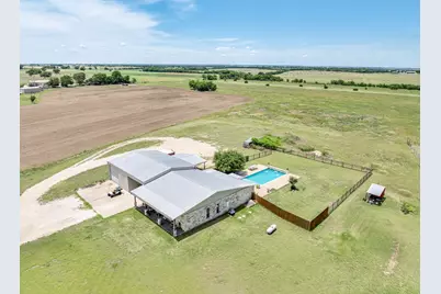 12102 Cedar Rock Parkway, Crawford, TX 76638 - Photo 37