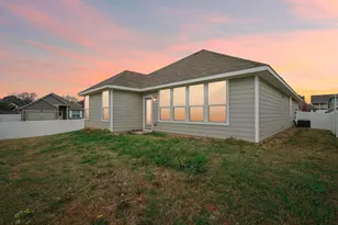 9000 HUXLEY Dr, Providence Village, TX 76227 - Photo 23