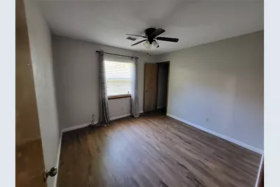 1106 Meadowview Drive, Euless, TX 76039 - Photo 15