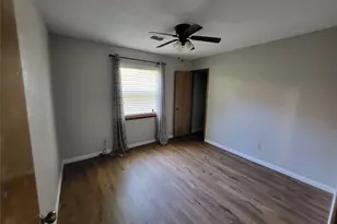 1106 Meadowview Dr, Euless, TX 76039 - Photo 15