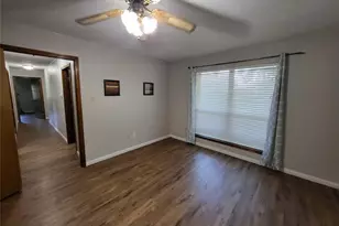 1106 Meadowview Dr, Euless, TX 76039 - Photo 19
