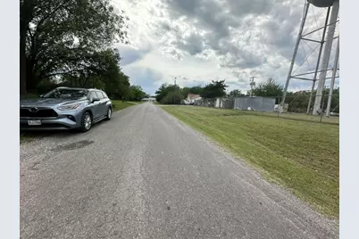 419 W Pine, Whitewright, TX 75491 - Photo 29