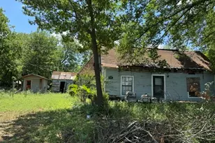 419 W Pine, Whitewright, TX 75491 - Photo 1
