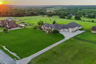 174 King Ranch Ct, Fort Worth, TX 76108 - Photo 3