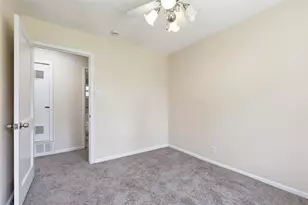 807 Highland Dr, Arlington, TX 76010 - Photo 21