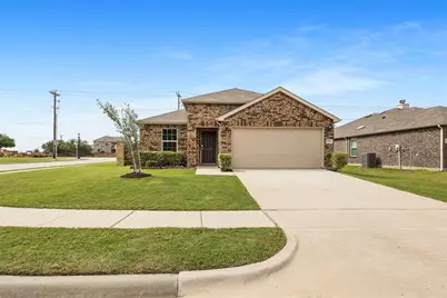 1914 Waggoner Drive, Aubrey, TX 76227 - Photo 3