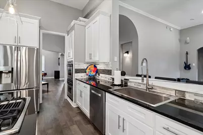 9654 Dickens Lane, Frisco, TX 75033 - Photo 17