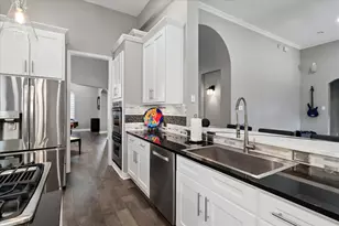 9654 Dickens Ln, Frisco, TX 75033 - Photo 17