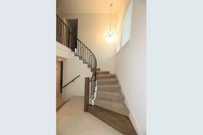 124 Canonbury Drive, Lewisville, TX 75067 - Photo 3