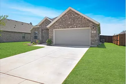 1004 Pineview Lane, Crowley, TX 76036 - Photo 3