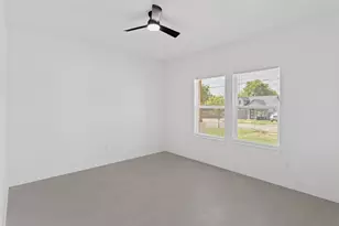 4406 Baylor St, Fort Worth, TX 76119 - Photo 7