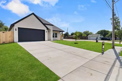 4406 Baylor Street, Fort Worth, TX 76119 - Photo 3