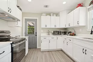 2666 Burton Ave, Fort Worth, TX 76105 - Photo 5