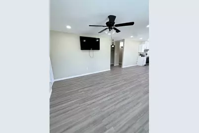 2666 Burton Avenue, Fort Worth, TX 76105 - Photo 5