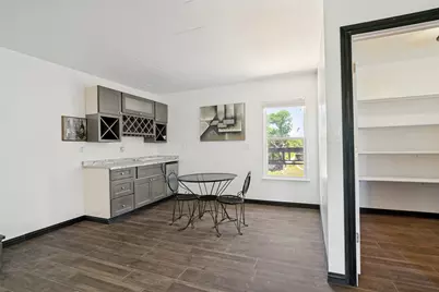 2666 Burton Avenue, Fort Worth, TX 76105 - Photo 23