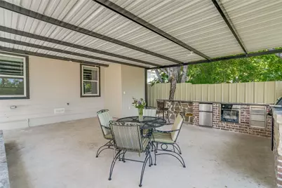 2666 Burton Avenue, Fort Worth, TX 76105 - Photo 17