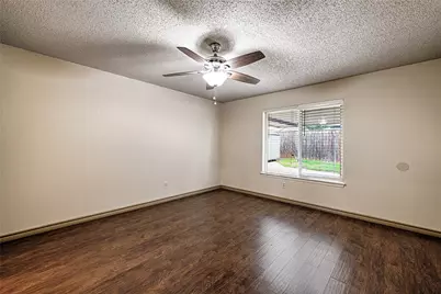 3000 Timothy Lane, Euless, TX 76039 - Photo 13