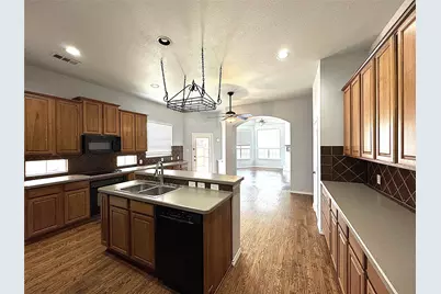 2767 Cedar Wood Drive, Frisco, TX 75033 - Photo 5