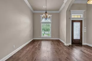 335 Edinburgh Ln, Waco, TX 76712 - Photo 9