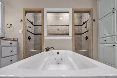 335 Edinburgh Lane, Waco, TX 76712 - Photo 5