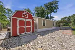 46 George A Green Dr, Gordonville, TX 76245 - Photo 3
