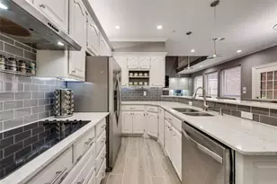 17060 Upper Bay Rd, Addison, TX 75001 - Photo 5