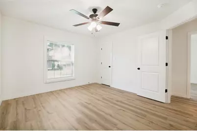 203 S Waxahachie Street, Mansfield, TX 76063 - Photo 17