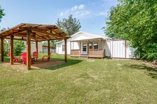 203 S Waxahachie St, Mansfield, TX 76063 - Photo 25