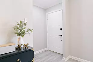 1028 Meadowbrook Dr, Grapevine, TX 76051 - Photo 3