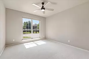 15445 Landing Creek Ln, Fort Worth, TX 76262 - Photo 21