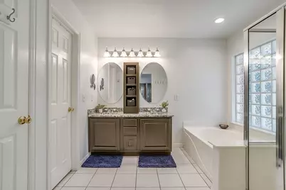 108 Hollywood Boulevard, Euless, TX 76040 - Photo 21