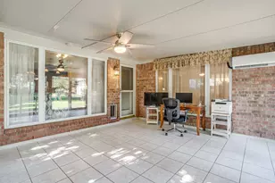 108 Hollywood Blvd, Euless, TX 76040 - Photo 31