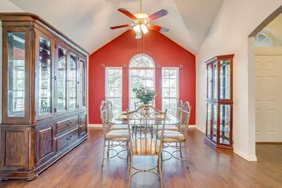 108 Hollywood Boulevard, Euless, TX 76040 - Photo 7