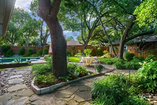 911 St Lukes Dr, Richardson, TX 75080 - Photo 15