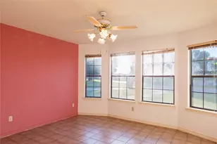 10 Park Central Cir, Rockwall, TX 75087 - Photo 17
