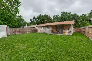 1502 Deepwood Dr, Garland, TX 75040 - Photo 23