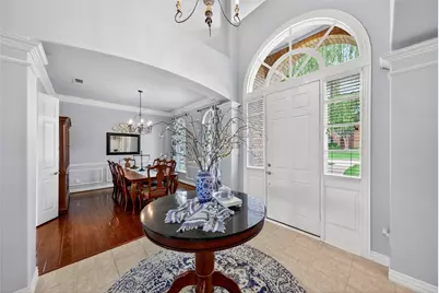 2704 Lakesedge Drive, McKinney, TX 75072 - Photo 3