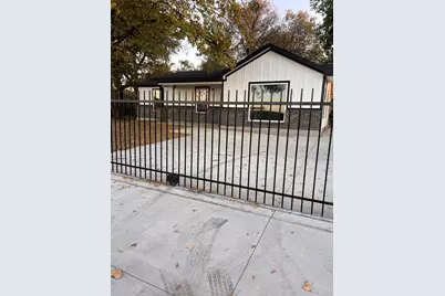 5728 Wilkes Drive, Fort Worth, TX 76119 - Photo 13