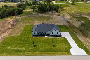 2004 Willy Dilly Rd, Springtown, TX 76082 - Photo 37