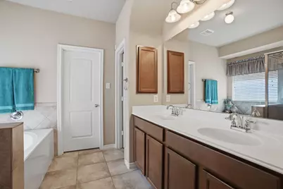 2312 Catherine Lane, McKinney, TX 75071 - Photo 15