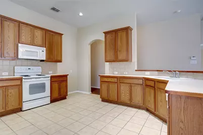 1305 Mountain Peak Drive, Fort Worth, TX 76052 - Photo 7