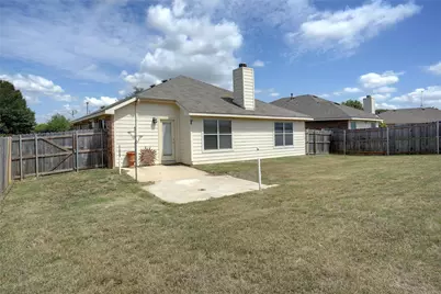 1305 Mountain Peak Drive, Fort Worth, TX 76052 - Photo 15