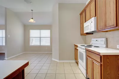 1305 Mountain Peak Drive, Fort Worth, TX 76052 - Photo 9