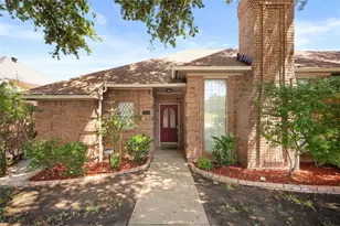 2621 Cummings Dr, Bedford, TX 76021 - Photo 1