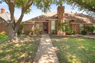 2621 Cummings Dr, Bedford, TX 76021 - Photo 5