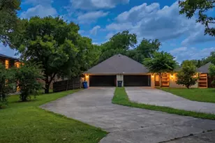 1995 Castle Dr, Garland, TX 75040 - Photo 3