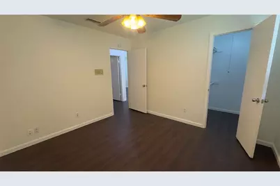 5426 Barcelona Drive, Garland, TX 75043 - Photo 9