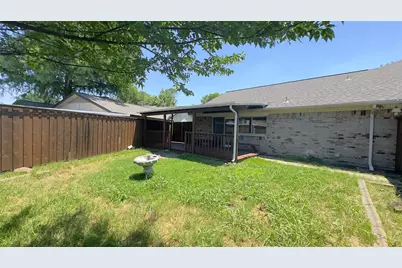 5426 Barcelona Drive, Garland, TX 75043 - Photo 17